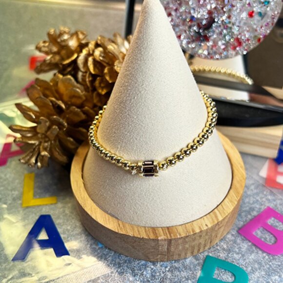 BaubleBar– NWT – “Tatum” Purple Crystal and Gold Tone Stretch Bracelet - Picture 1 of 3